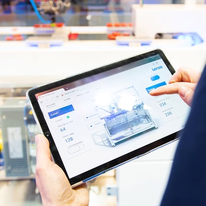 Lenze_Digital_Twin_Picker_Cell_1440